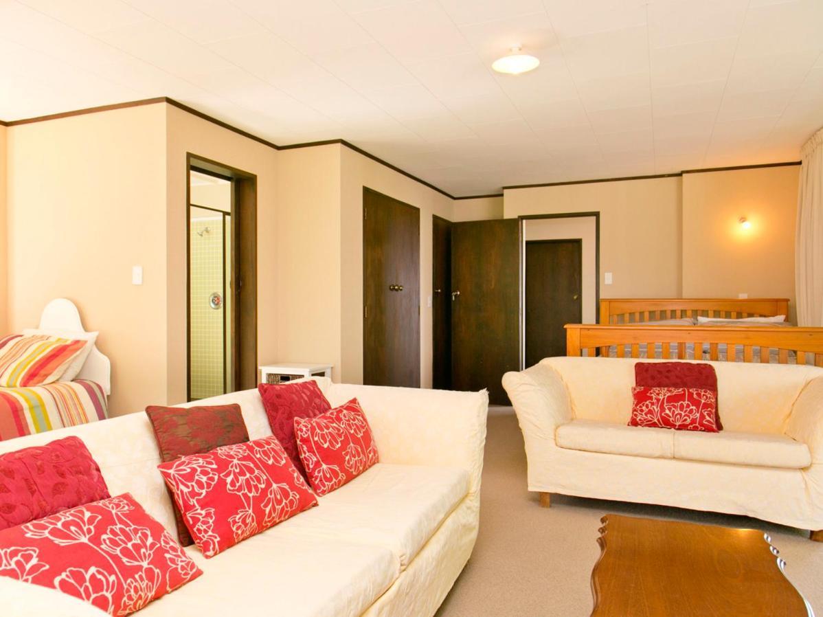 Acacia View At No 3 - Acacia Bay Holiday Home تاوبو المظهر الخارجي الصورة